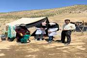 حضور تیم سیار بهداشتی در روستای سیاری و ارائه خدمات بهداشتی درمانی